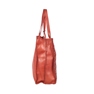 Lilly - The Handbag