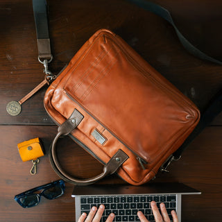 Julian - The Laptop Bag