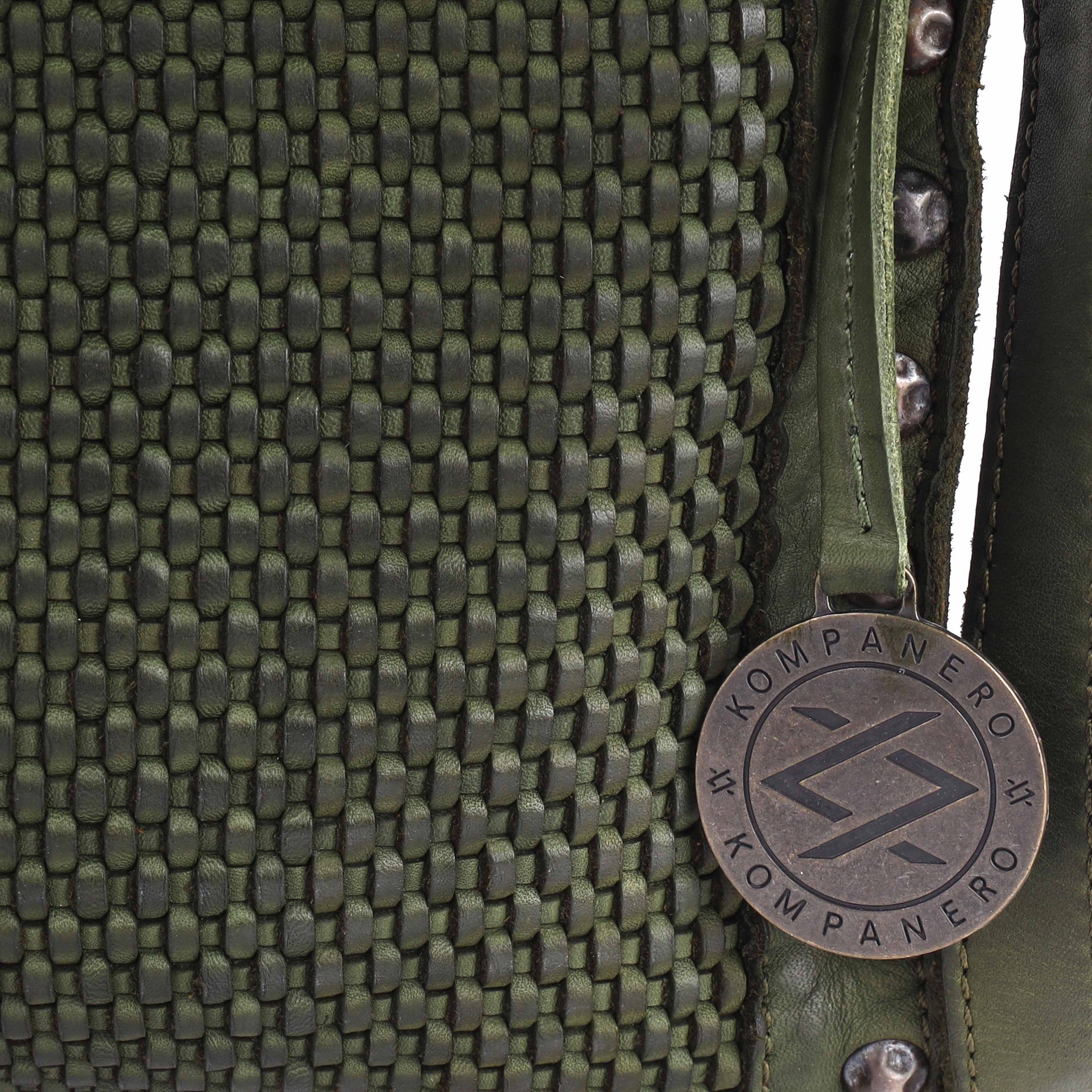 Hawysia - The Sling Bag