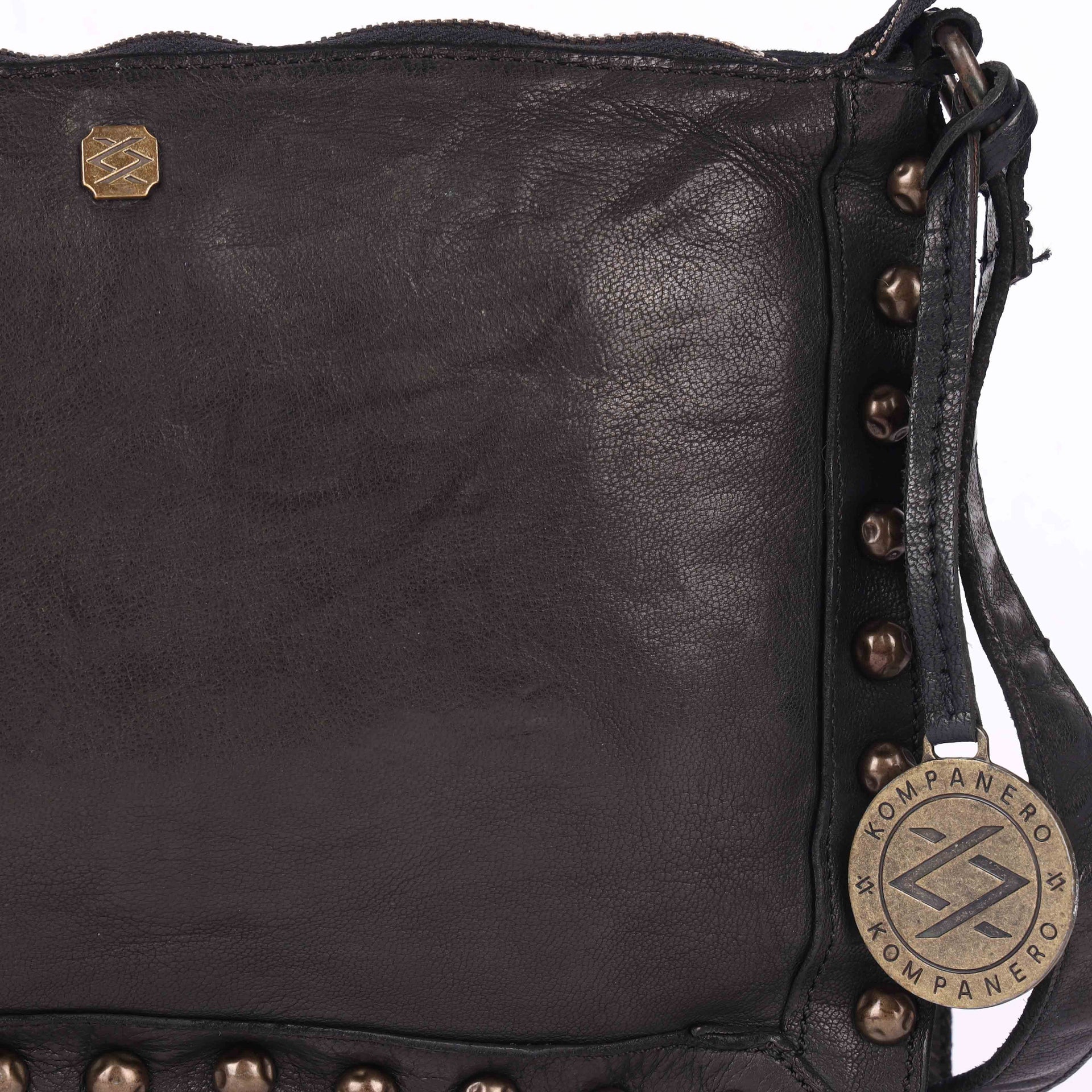Samaira - The Sling Bag