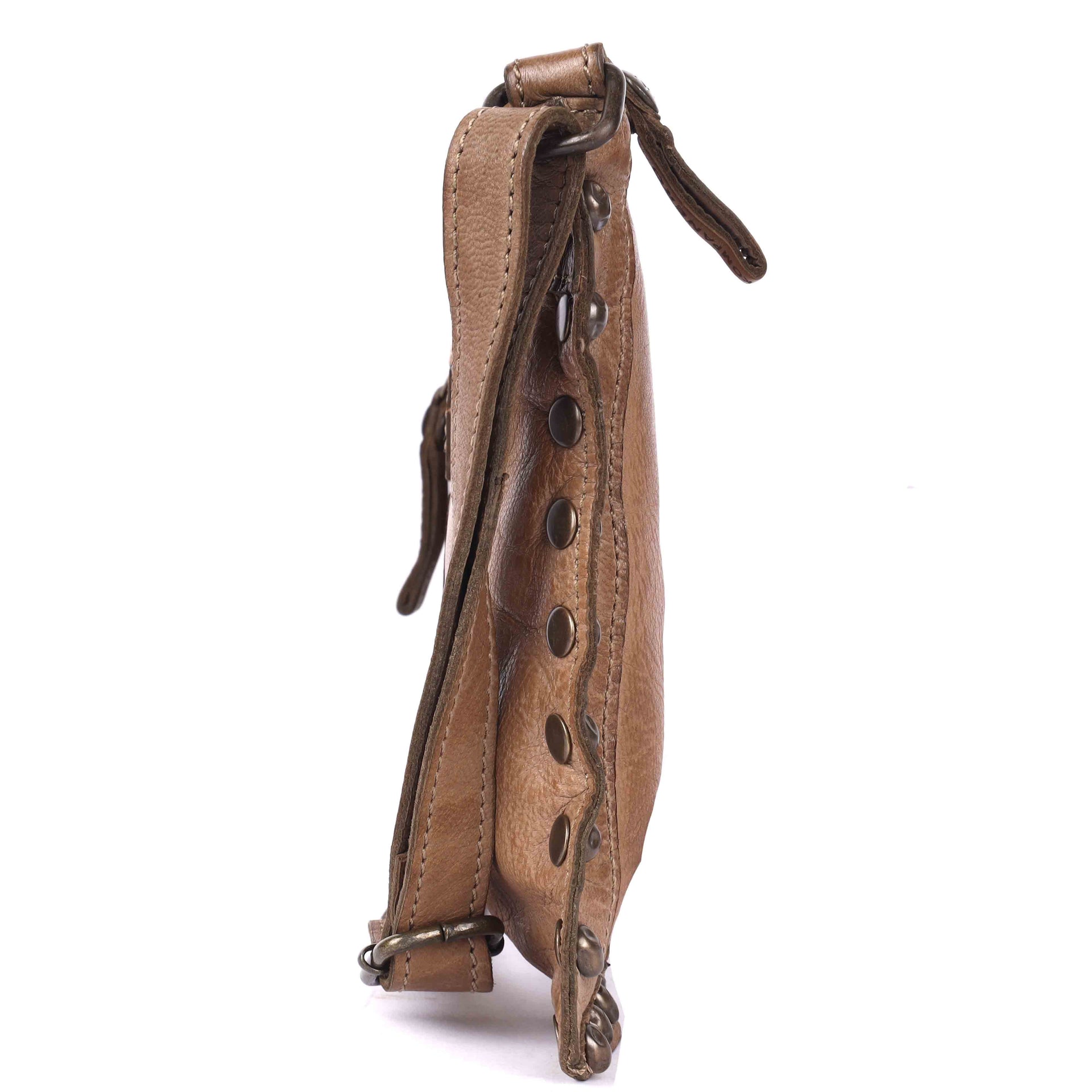 Samaira - The Sling Bag