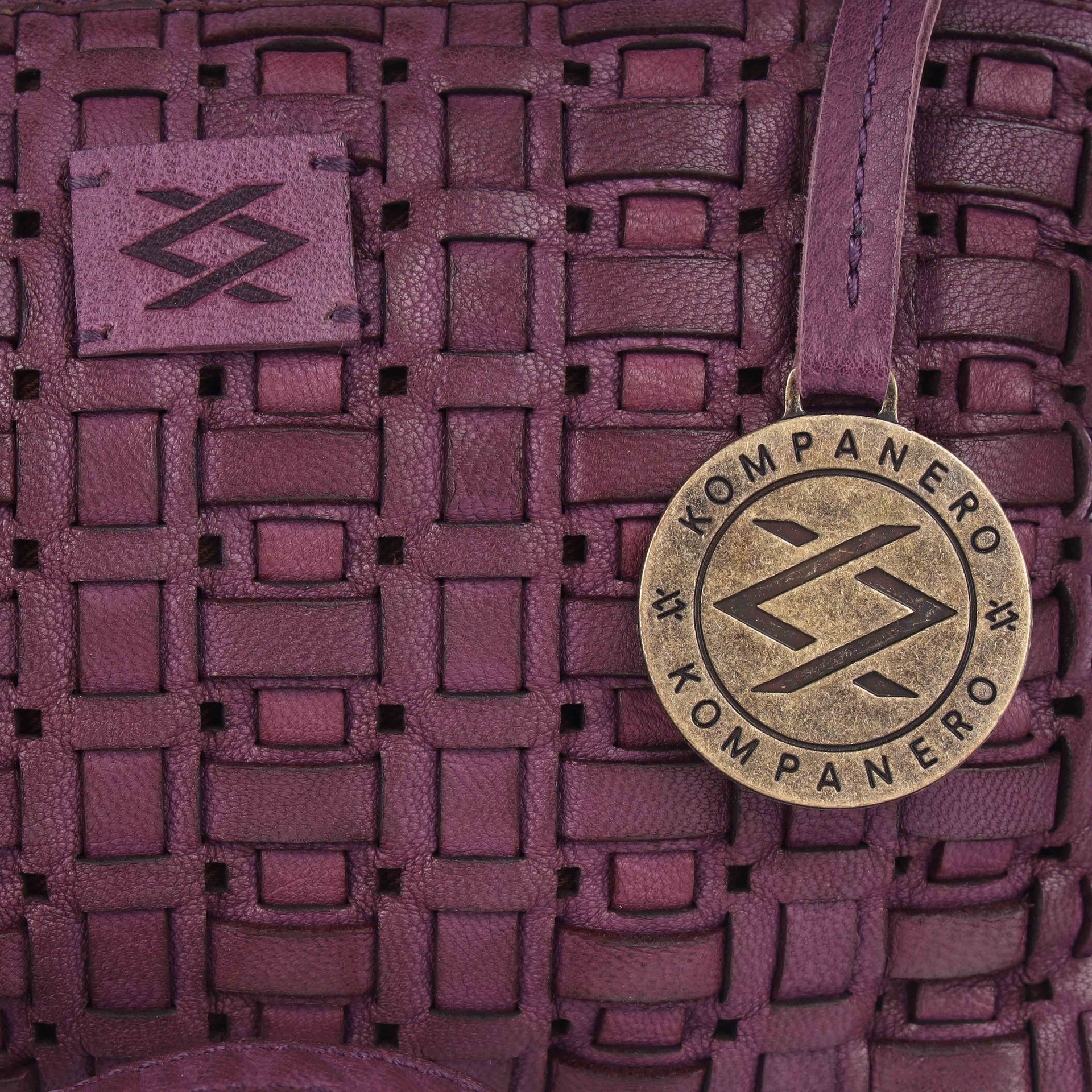 Erica - Small Sling Bag