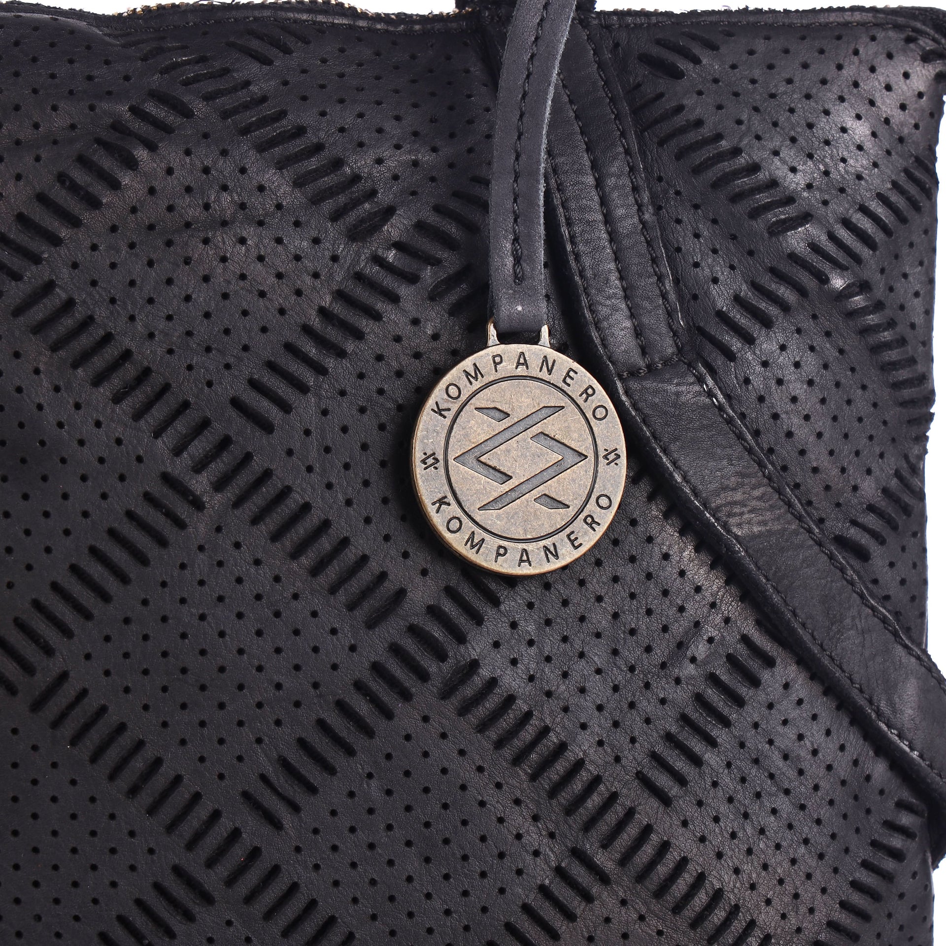 Camilla - The Tote Bag