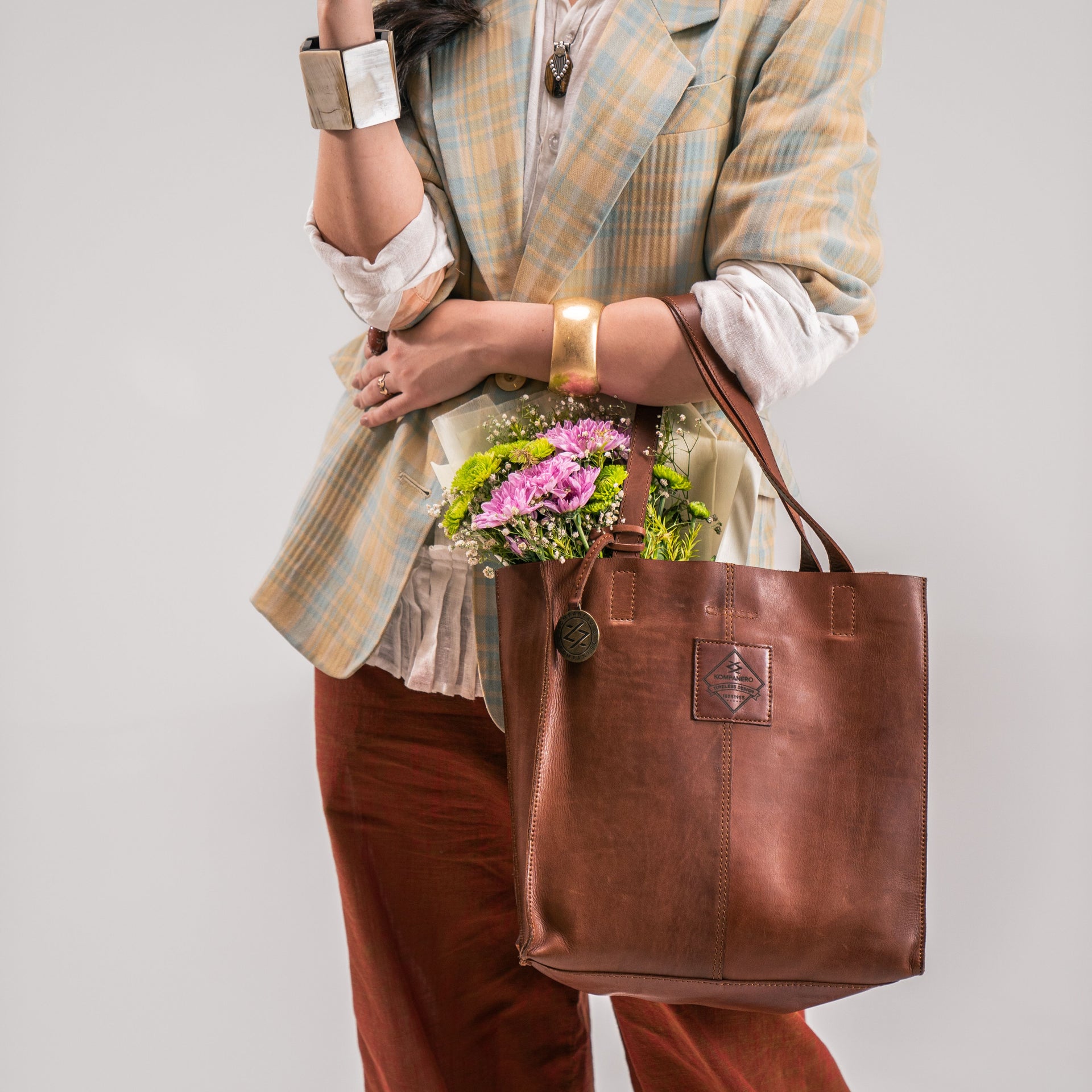 Rachel - The Handbag