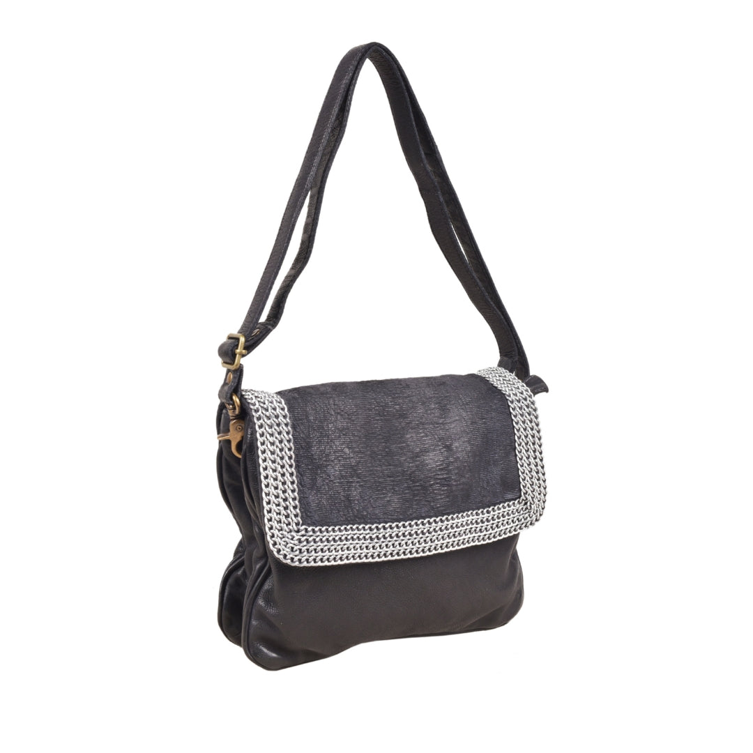 Gianni Chiarini -Helena bag #summer21☀️ #madeinfirenze🇮🇹  #italianbrand🇮🇹 #beautifulbags #fashionbags #@boutiqueabsolut @g... |  Instagram