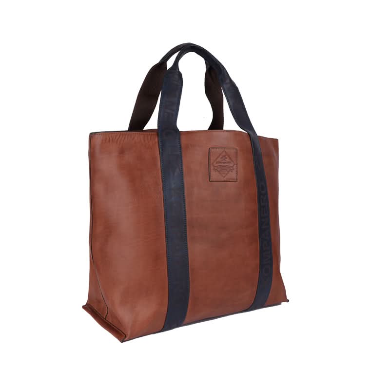 Cooper - The Handbag