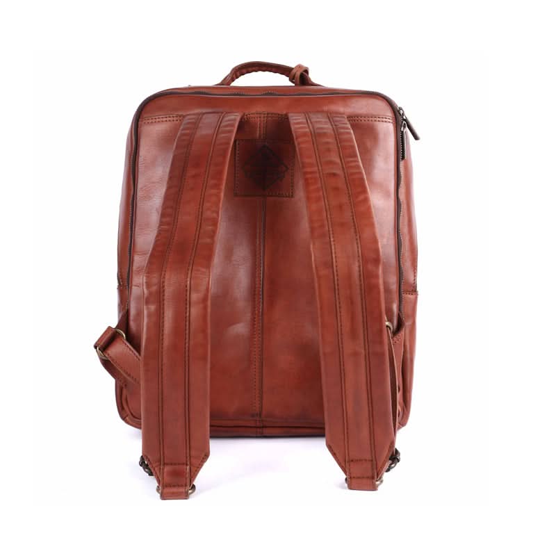 Leo - The Backpack