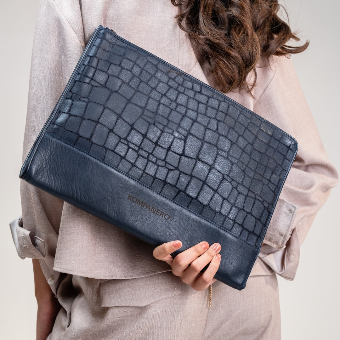 Croco The Laptop Sleeve 14 Inch – Kompanero - Main Image