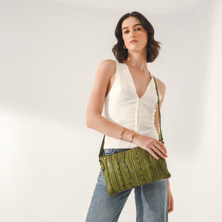 Elena - The Slingbag