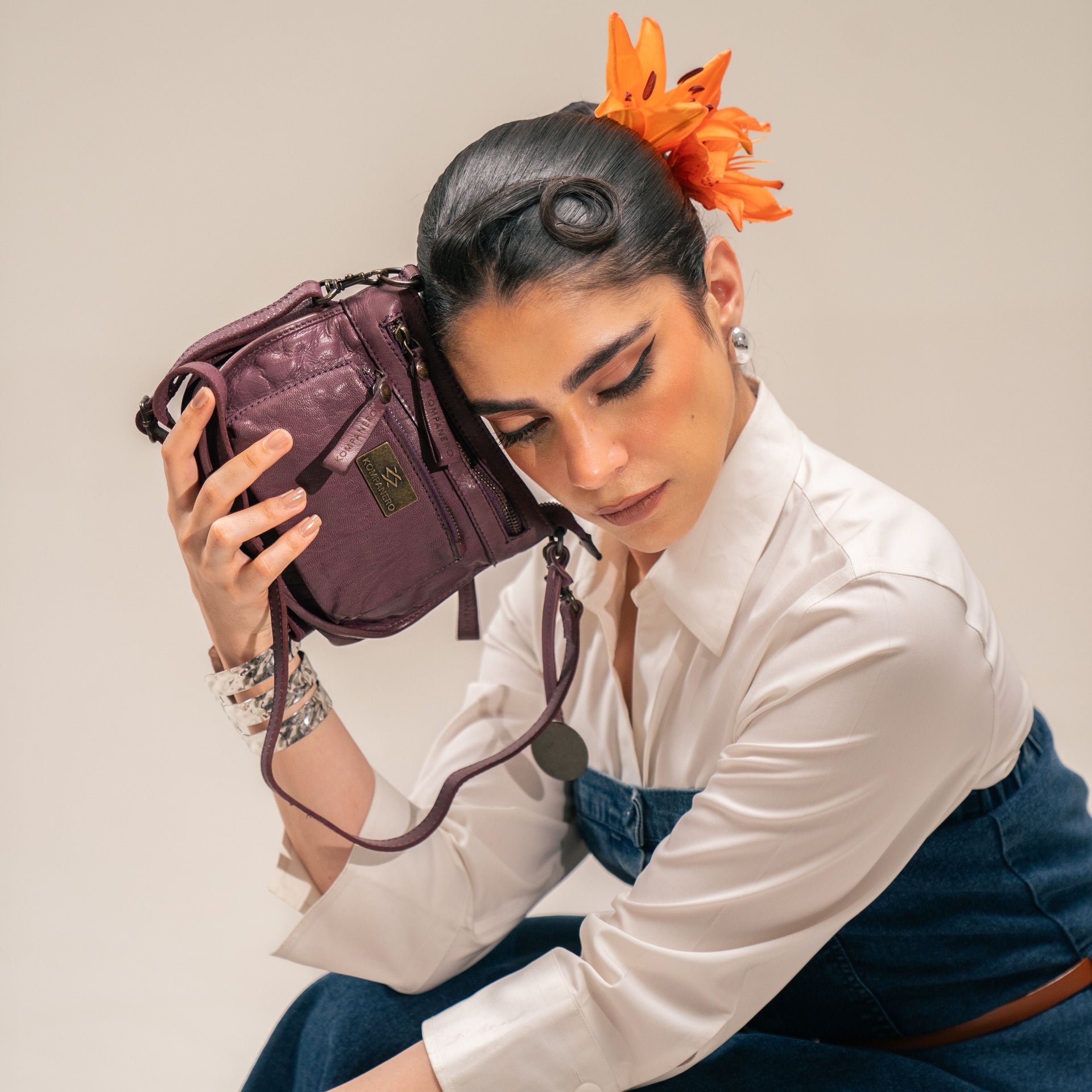 Isabella - Sling Bag