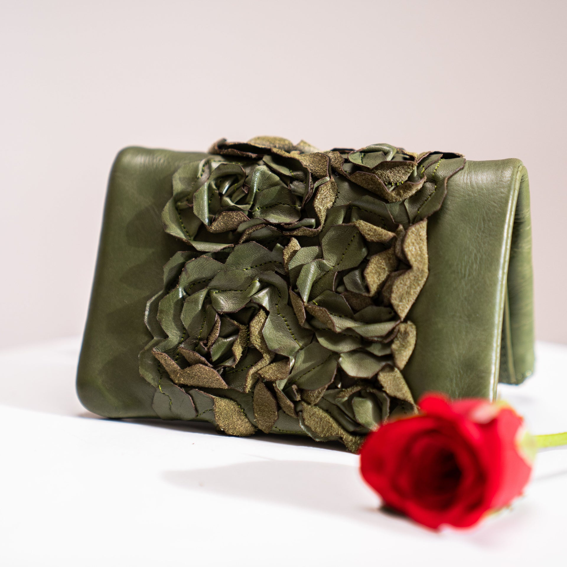 Rosa - The Wallet Sage