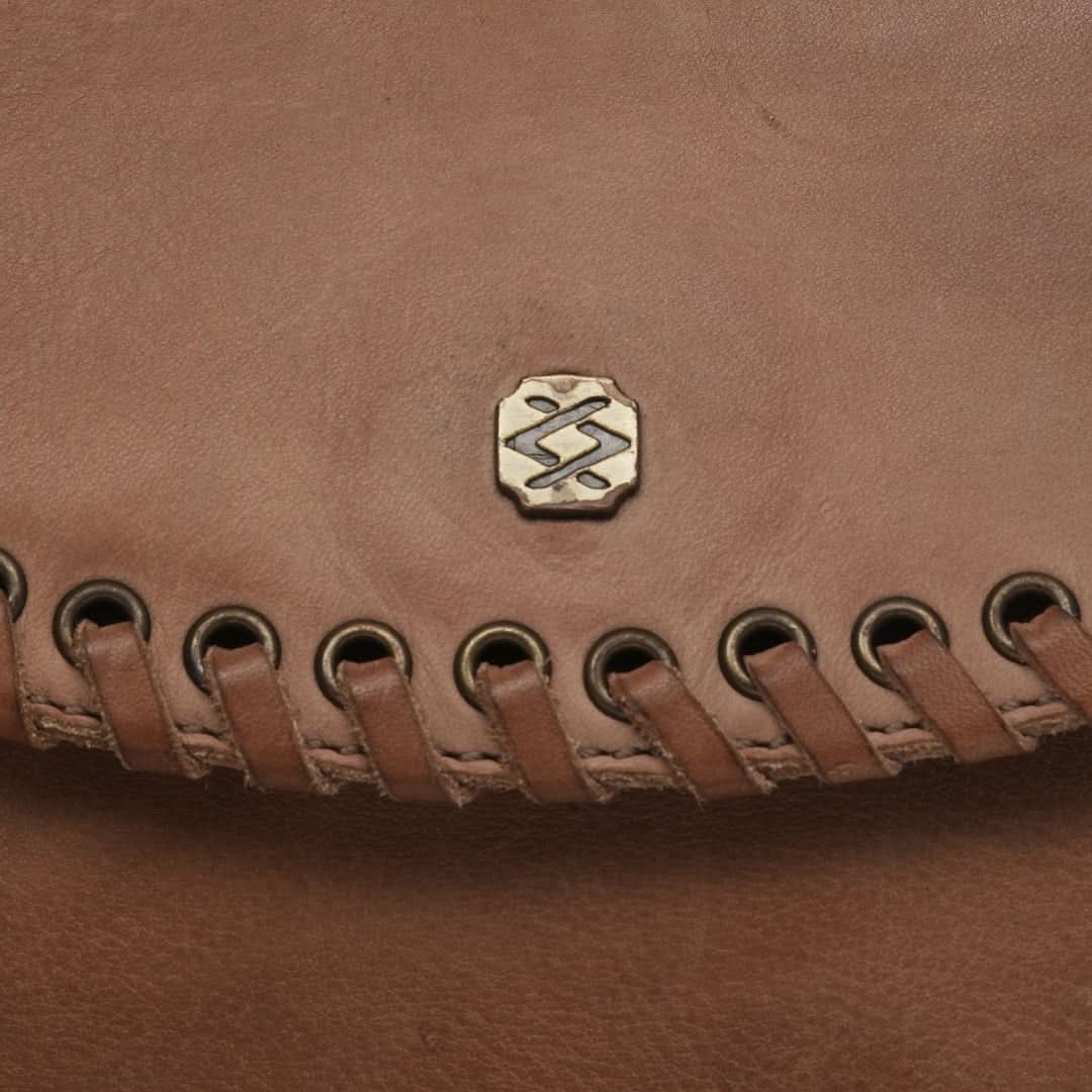 Haura - The Sling Bag