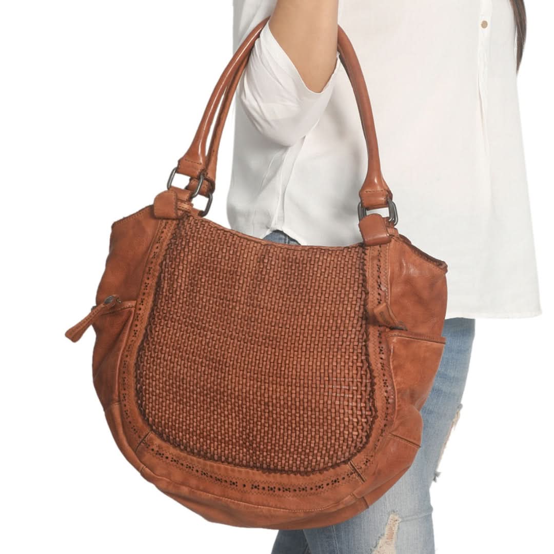 Fika - The Shoulder Bag