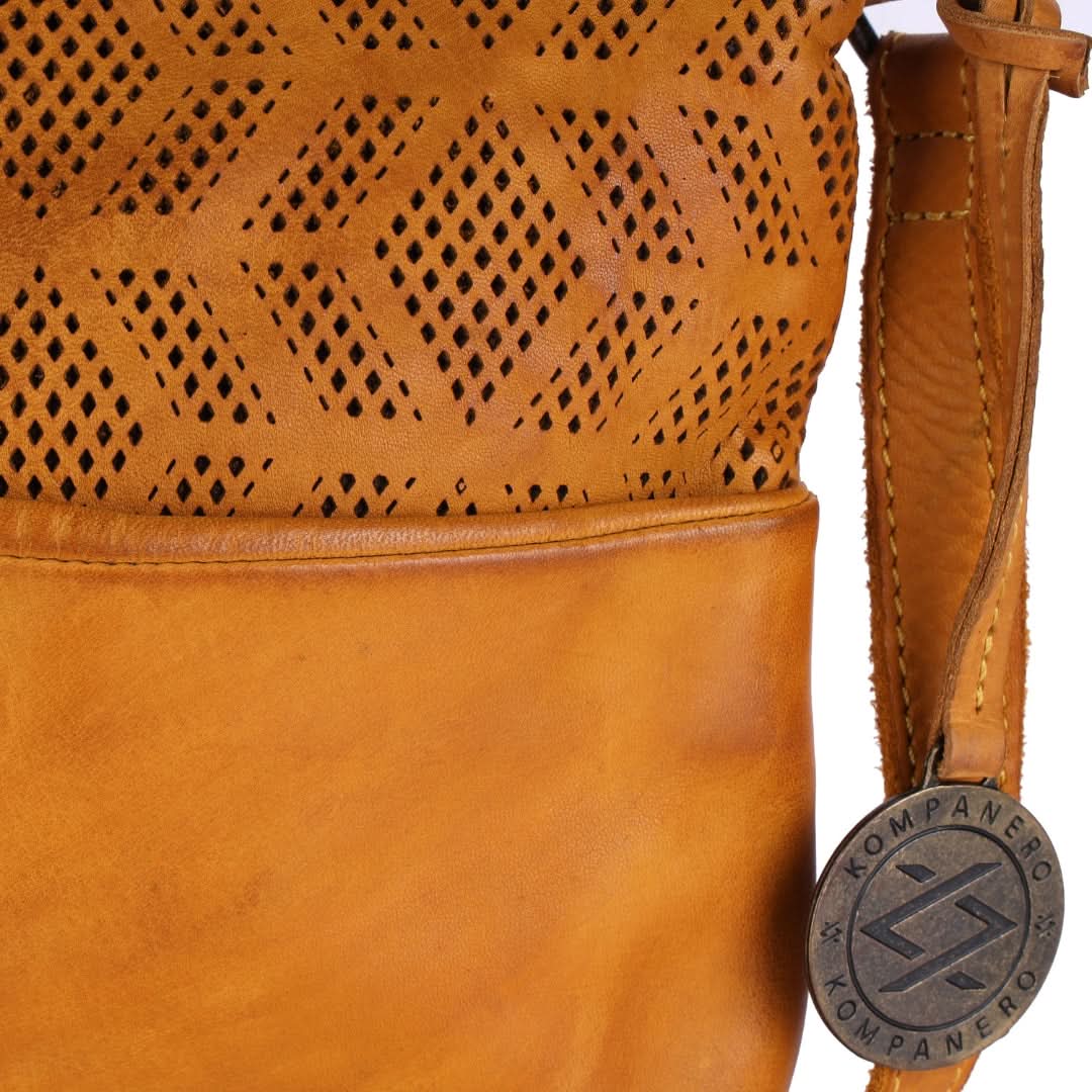 Astratto - The Sling