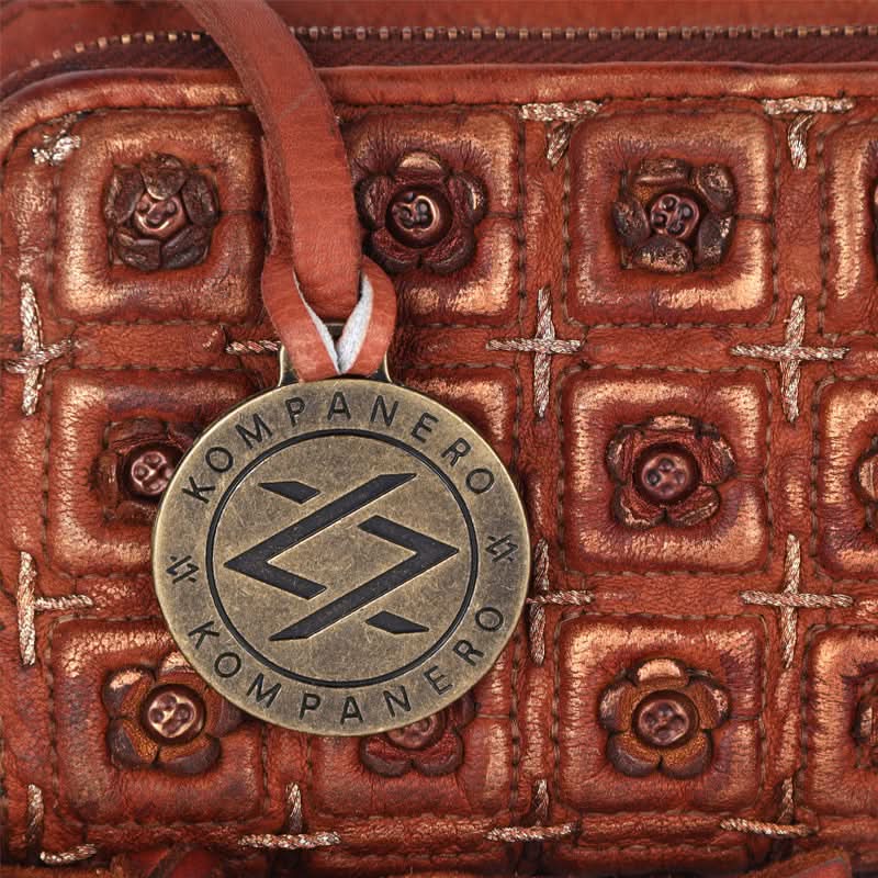 Scarlet - The Wallet