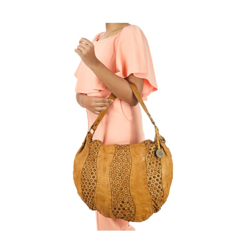 Cealfa - The Handbag