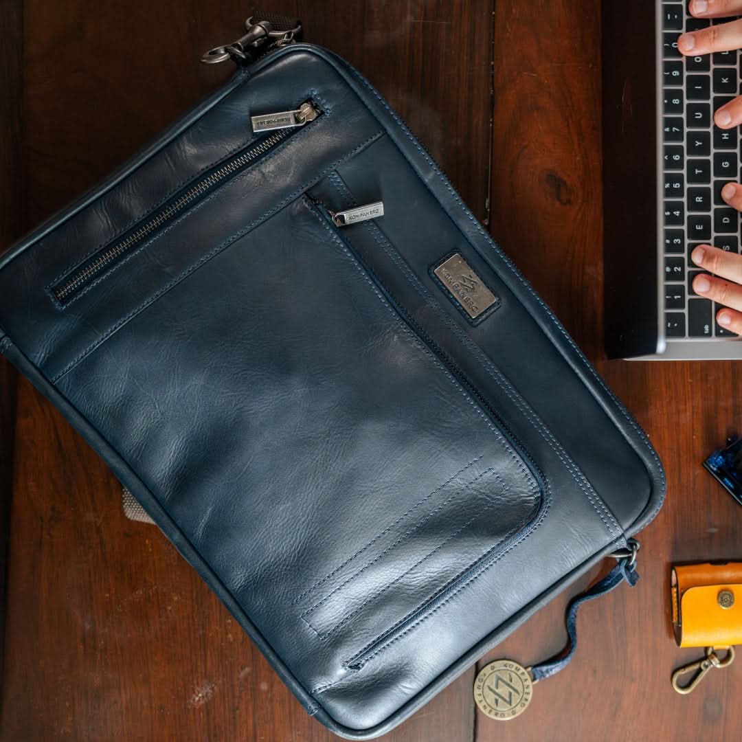Denis - Laptop Sleeve