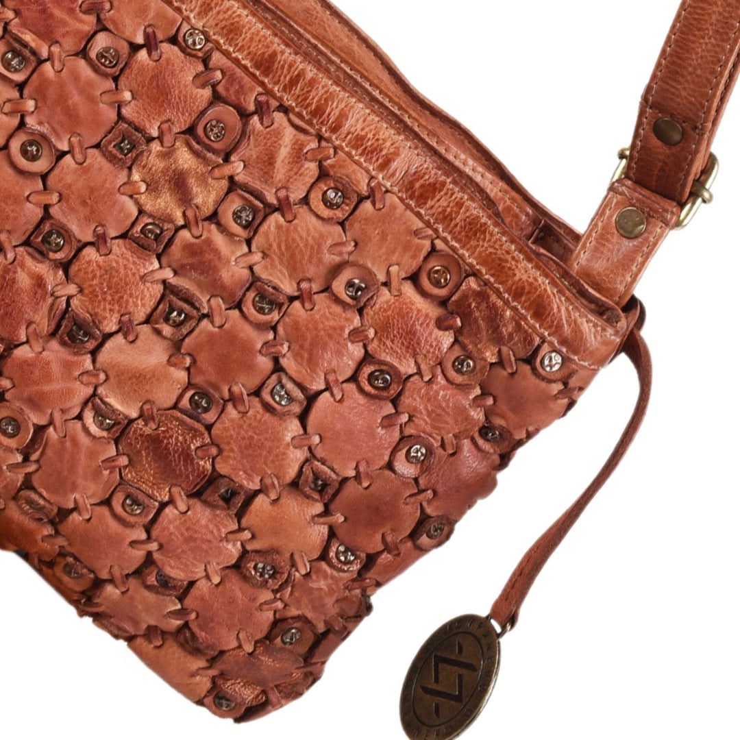 Sonnet - The Sling Bag