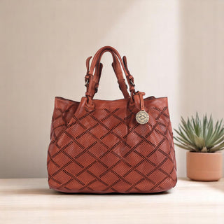 Camilla - The Handbag