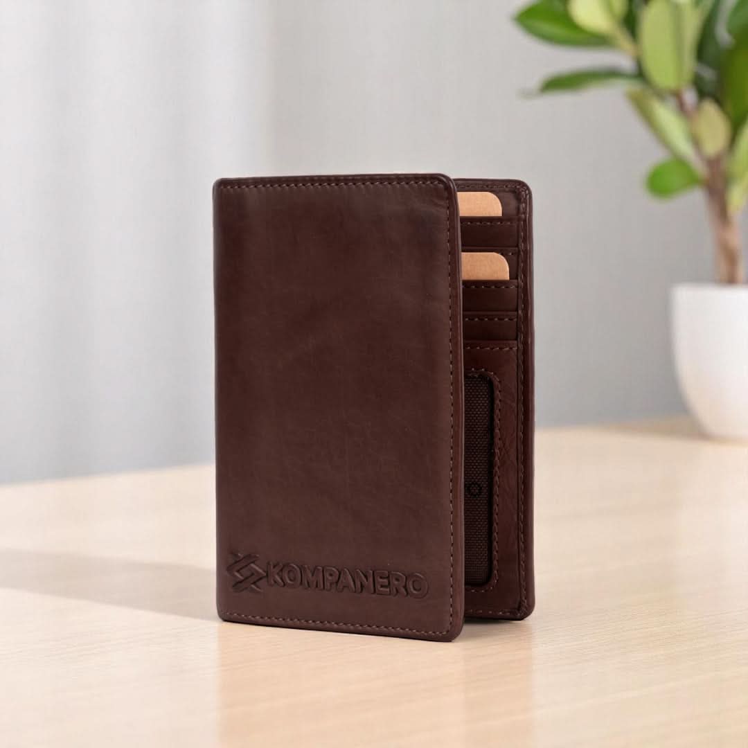 Maddox-Passport Wallet