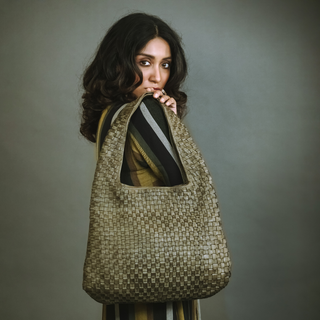 Eilaria - The Handbag