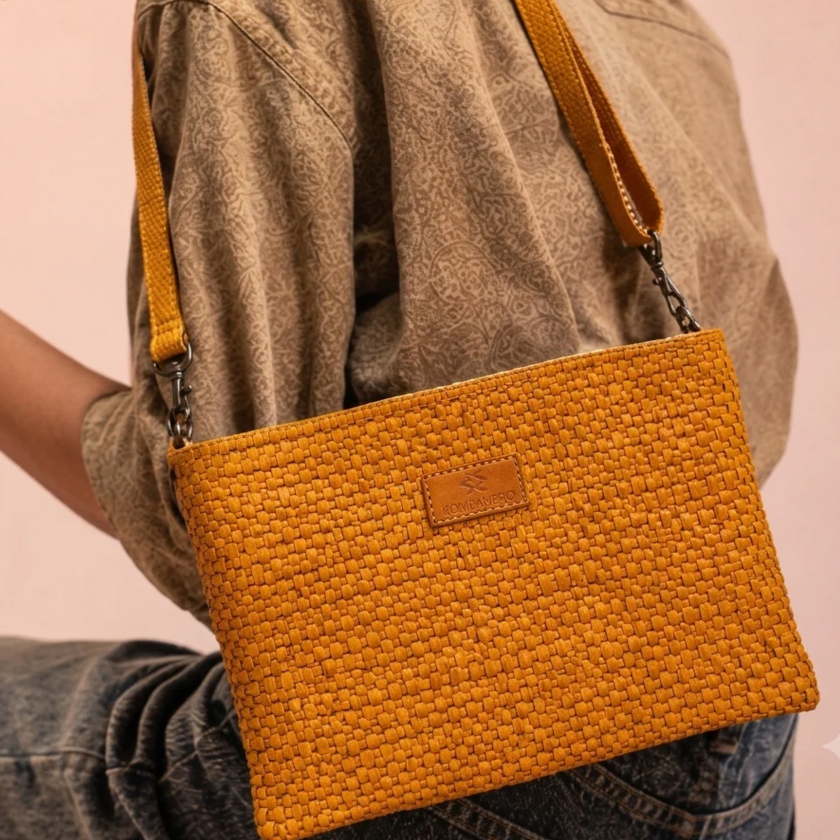 Babylon-The Sling Bag