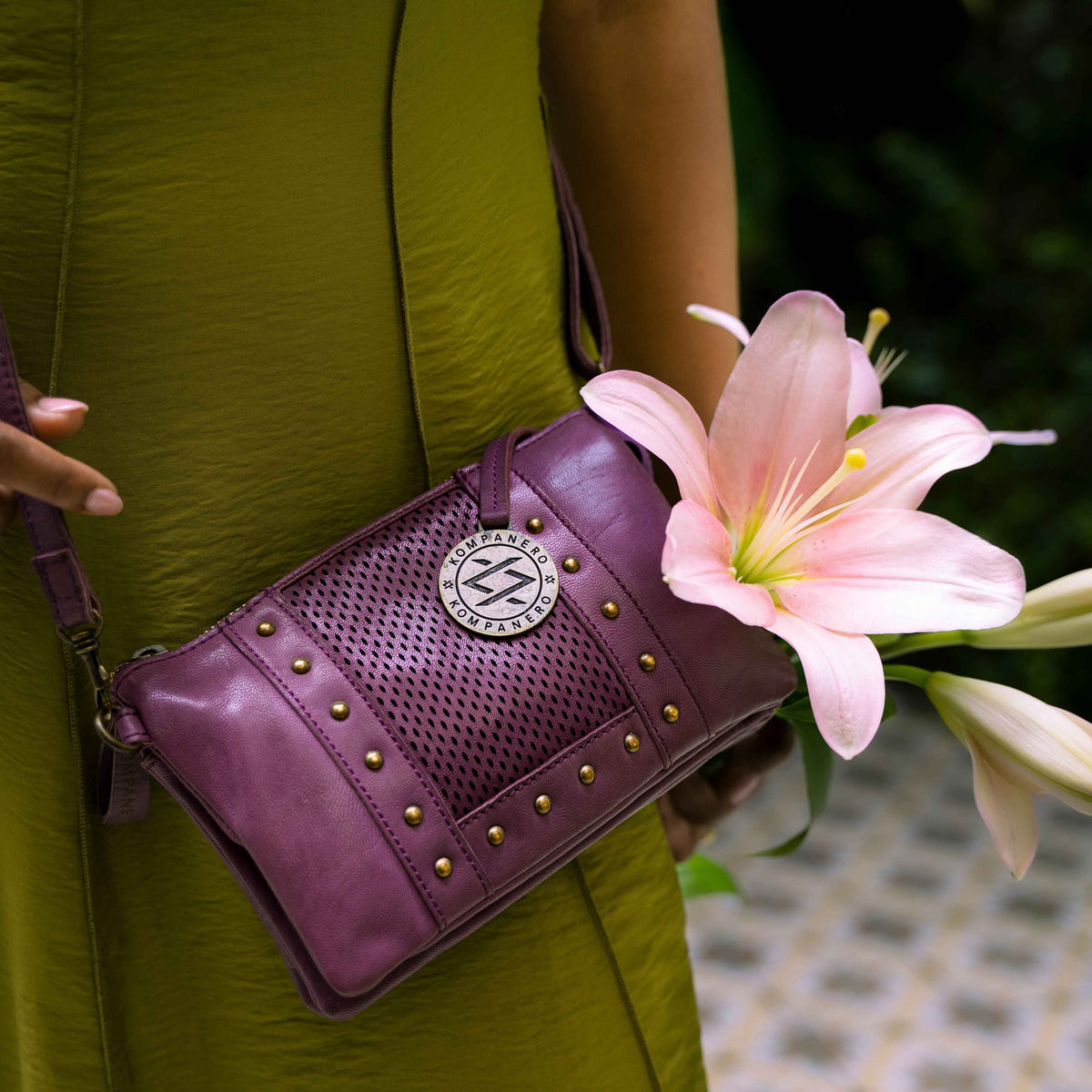 Aurora - The Sling Bag
