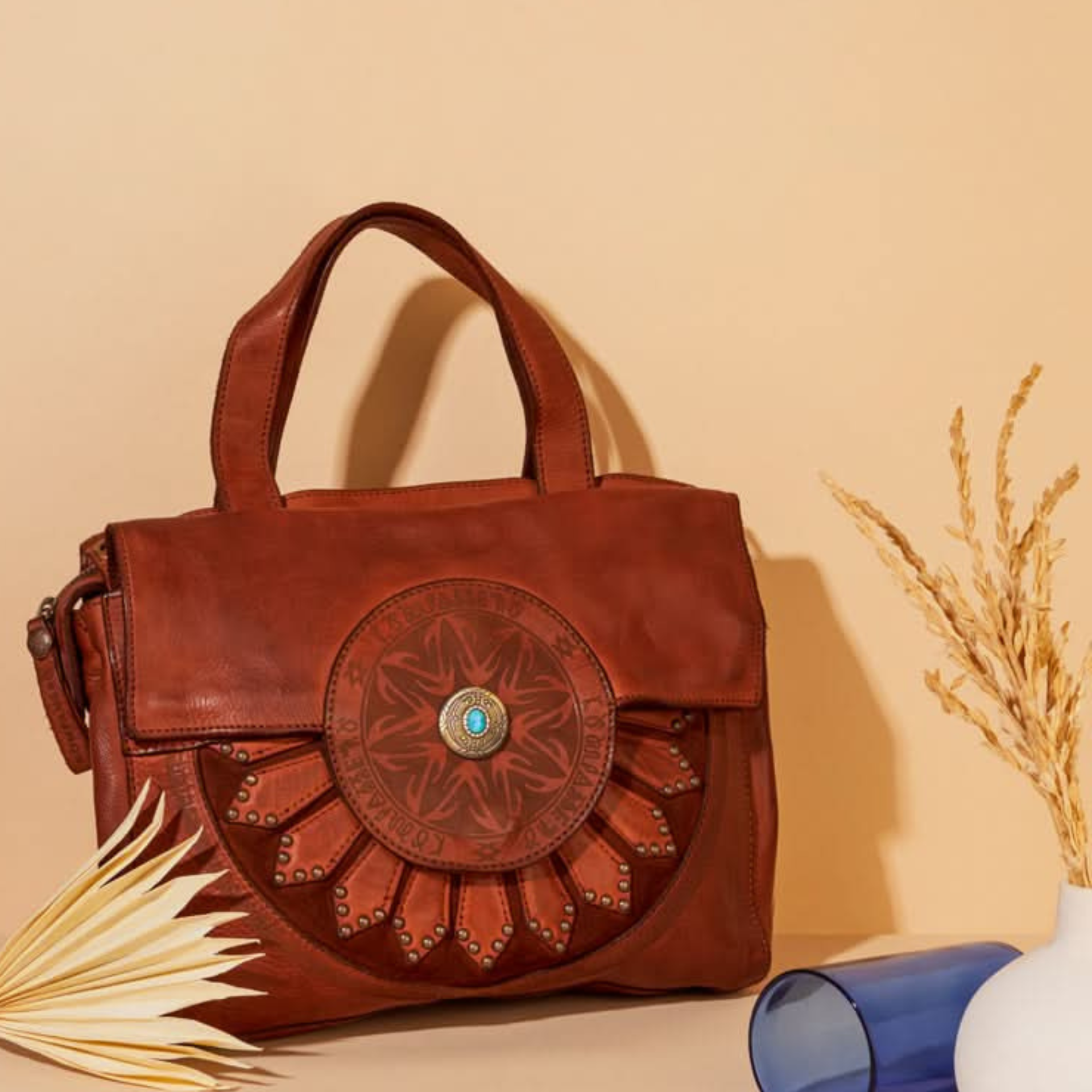 Nova - The Handbag
